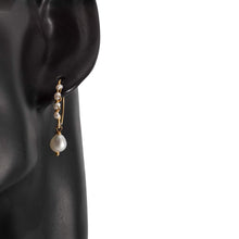 Indlæs billede til gallerivisning Pearl Øreringe med Ferskvandsperler, Sølv eller forgyldt
